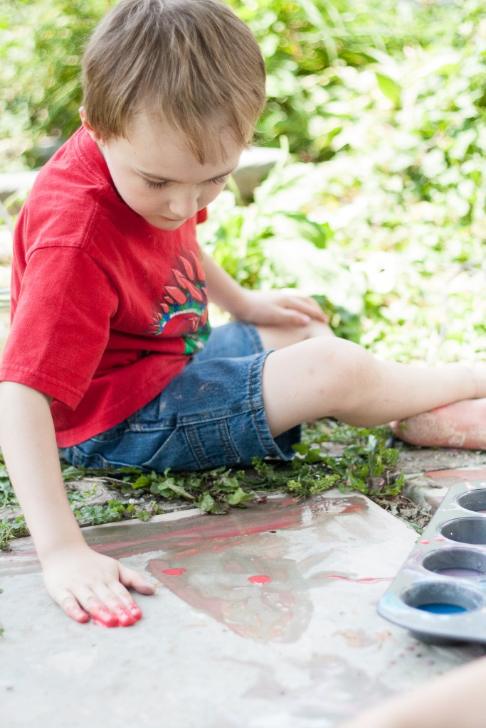 Tried It Tuesday: Homemade Sidewalk Paint - Finger Painting