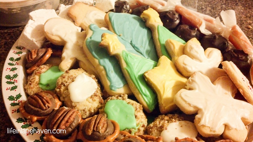 Life in Lape Haven: Tried It Tuesday: 5 of My Favorite Christmas Goodies Recipes. From our family Christmas cookie exchange, some of my favorite Christmas cookie and treats recipes, including homemade Marshmallows and Gingerbread.