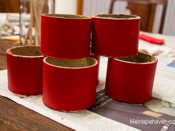 Homemade Little Drummer Boy Drum Christmas Ornament - Life in Lape Haven. These adorable little drum Christmas ornaments are an easy, affordable craft for you and your kids to make for your Christmas tree or as a holiday decoration.